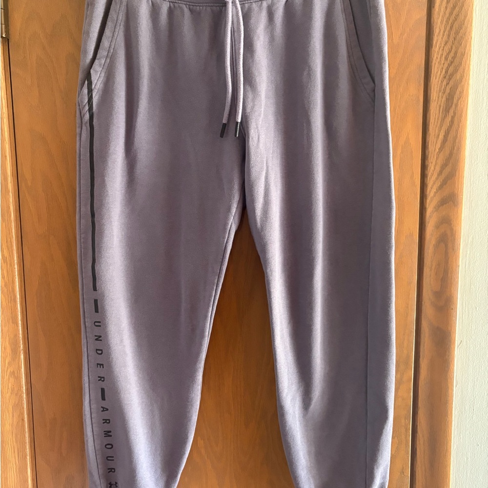 Under Armour Capri Jogger Pants women’s size L